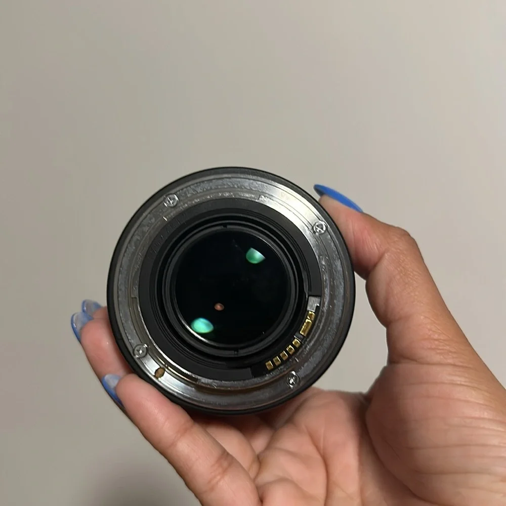 FOR PARTS / REPAIR or MANUAL PHOTOGRAPHER Canon 50mm 1.4 Lens with No Box
